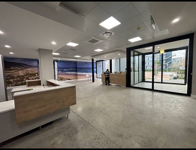 86M² MEDICAL SUITE TO LET IN PAARDEVLEI